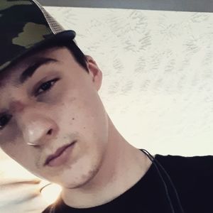 Meet your Posher, Justin